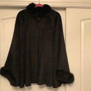 Beautiful Black Alpaca cape coat-Large